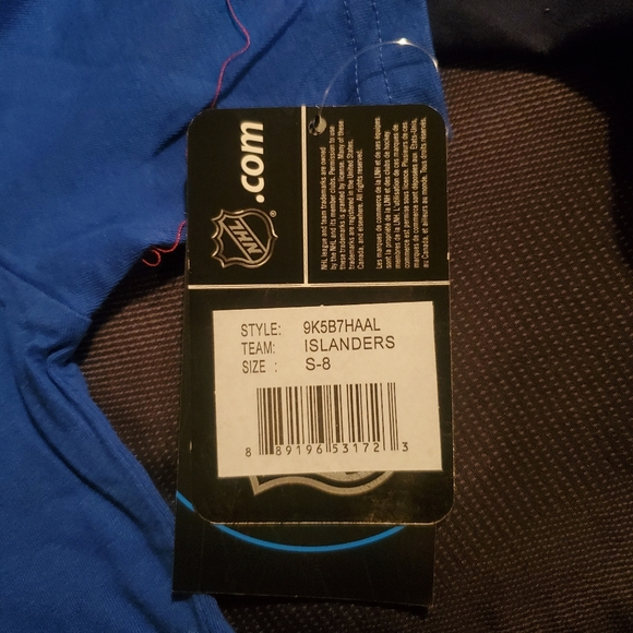 New york islanders - Picture 1 of 4